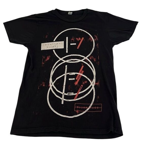Rock Me size small TwentyOne Pilots short sleeve distressed band T-shirt EUC - Picture 1 of 12